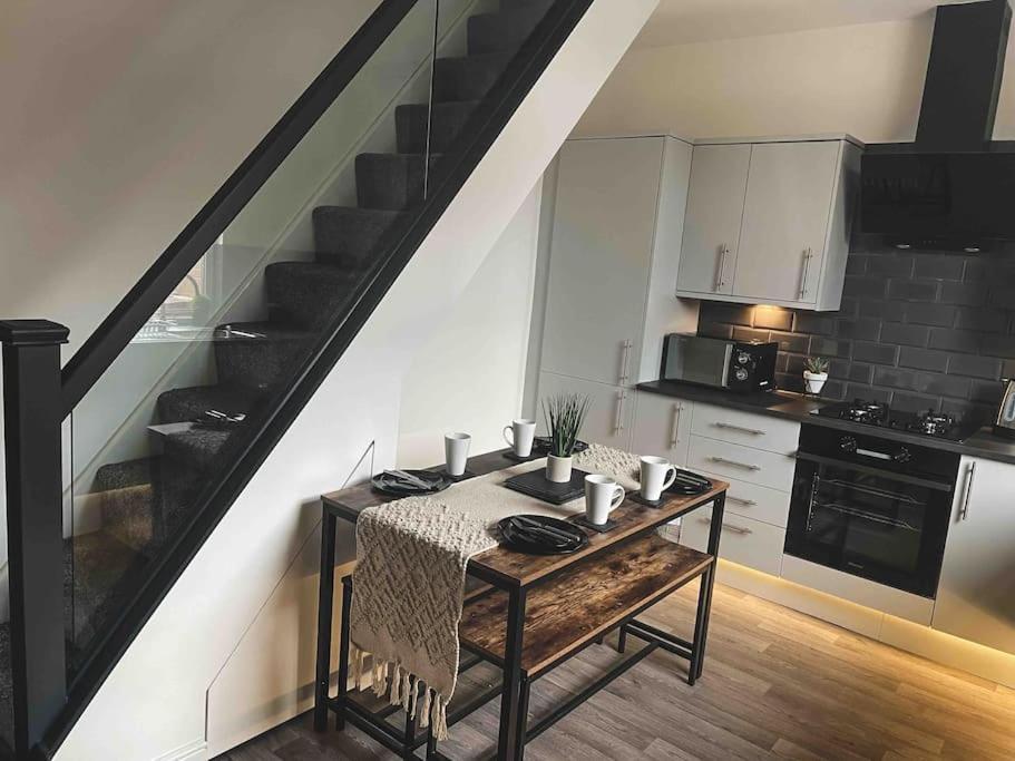 Comfortable Home In Bolton Farnworth Extérieur photo